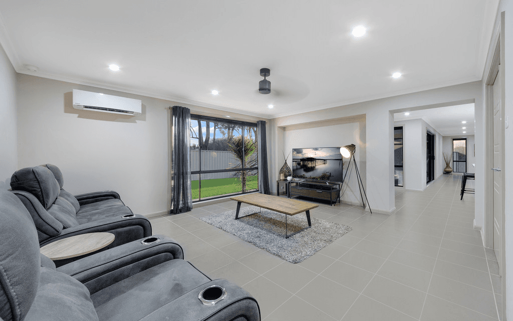 11 Remembrance Driveway, YANDERRA, NSW 2574