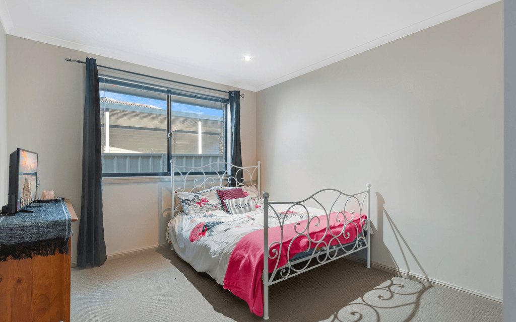 11 Remembrance Driveway, YANDERRA, NSW 2574