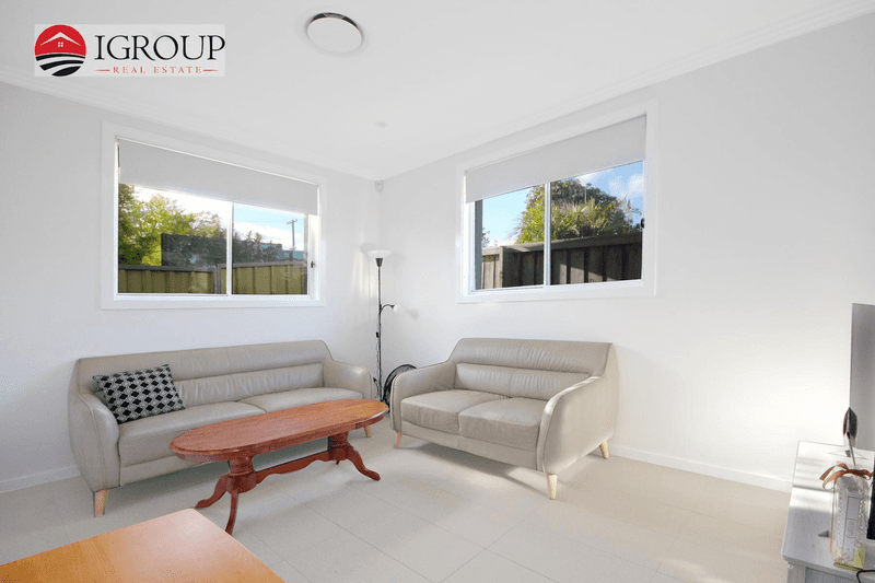 49 Jacaranda Dr, Georges Hall, NSW 2198