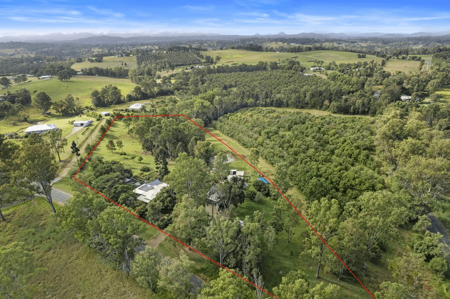 288 Mc Intosh Creek Road, JONES HILL, QLD 4570