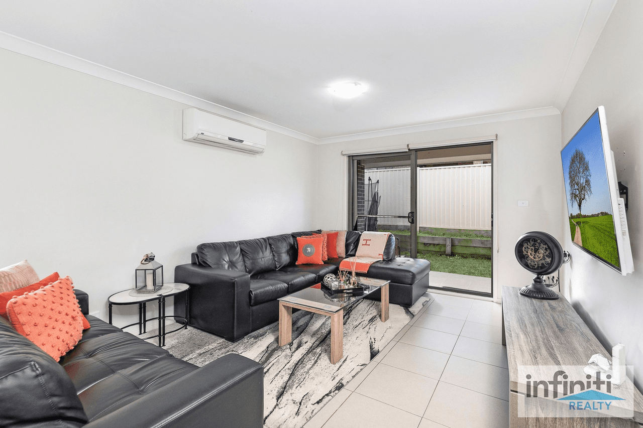 30 Affleck Gardens, MIDDLETON GRANGE, NSW 2171