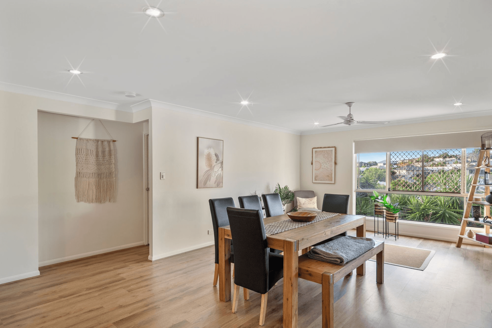 11 Aspect Terrace, SPRINGFIELD LAKES, QLD 4300