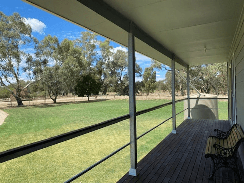 113 Glenview Drive, BARHAM, NSW 2732