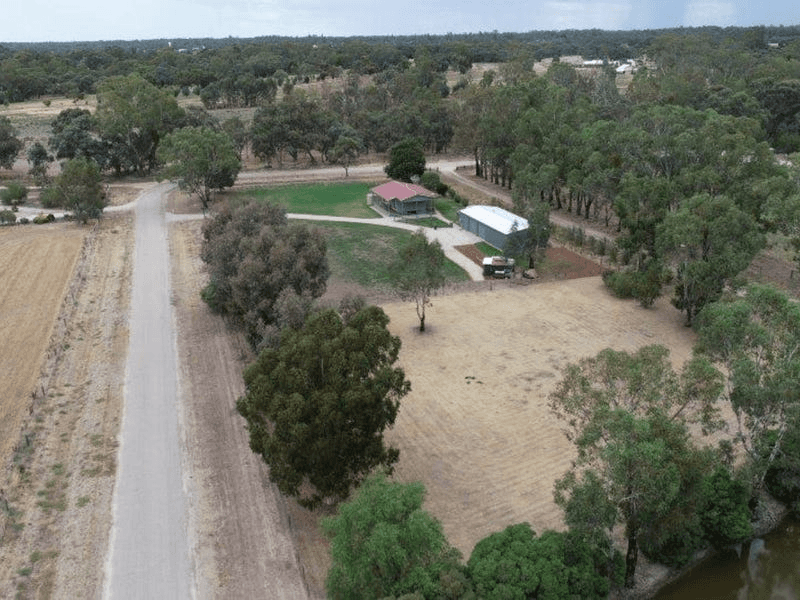 113 Glenview Drive, BARHAM, NSW 2732