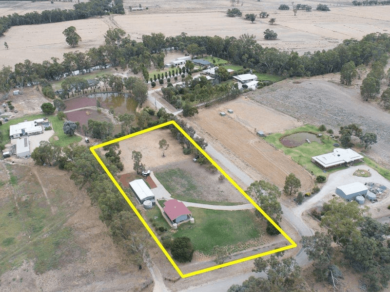 113 Glenview Drive, BARHAM, NSW 2732