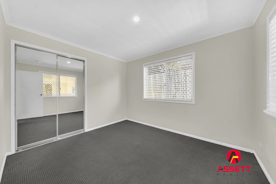 21 Waterford Road, GAILES, QLD 4300