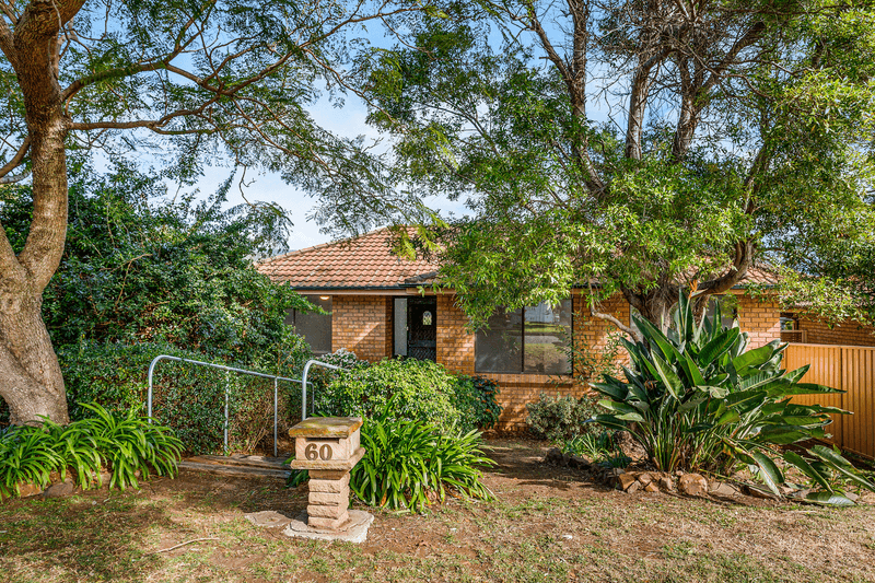 60 Crest Road, ALBION PARK, NSW 2527