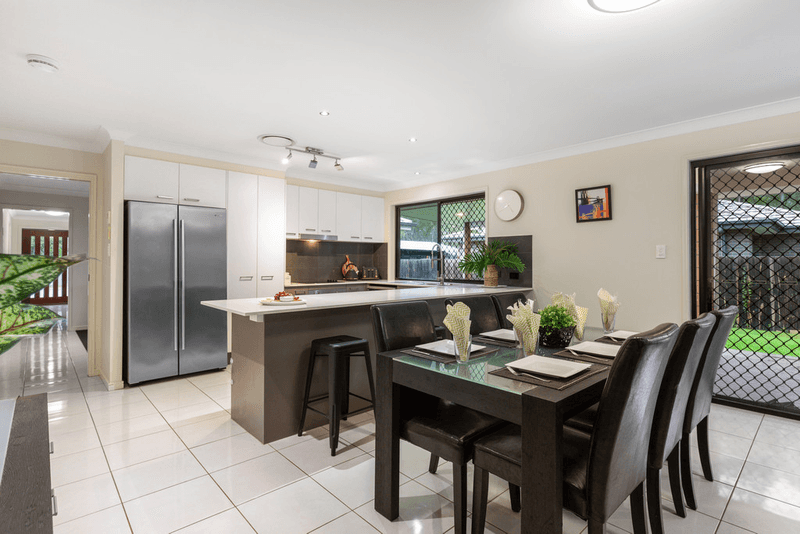 3 EUSTELLE Drive, LOGANLEA, QLD 4131