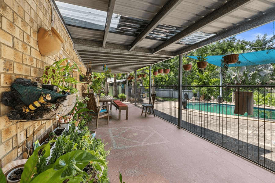 274 Nash Road, TAMAREE, QLD 4570