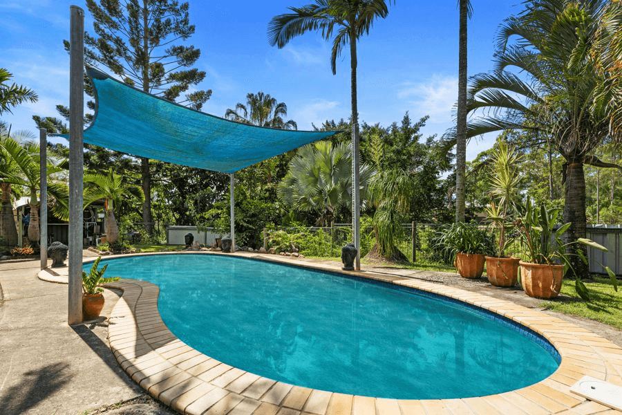 274 Nash Road, TAMAREE, QLD 4570