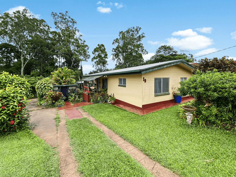 19 Putt Street, ATHERTON, QLD 4883