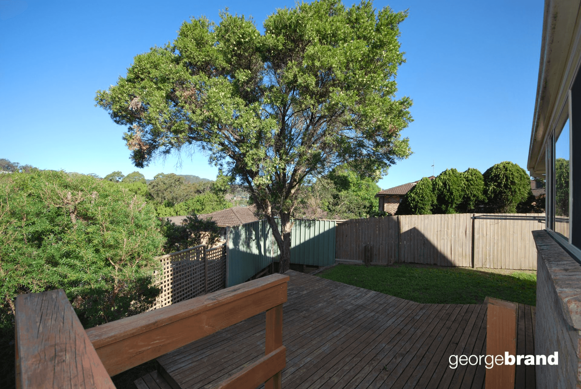 6 Tamarisk Place, Wyoming, NSW 2250