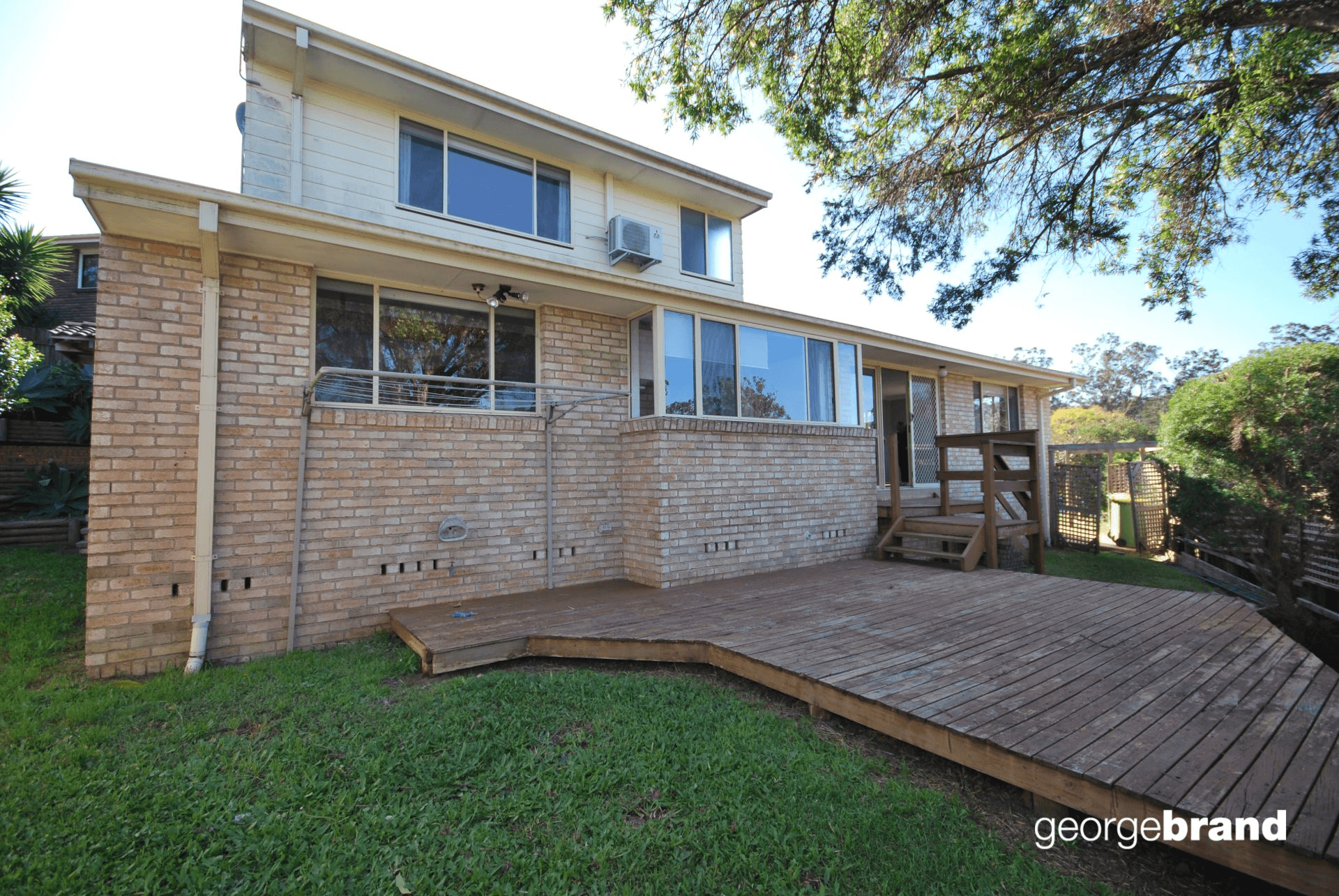 6 Tamarisk Place, Wyoming, NSW 2250