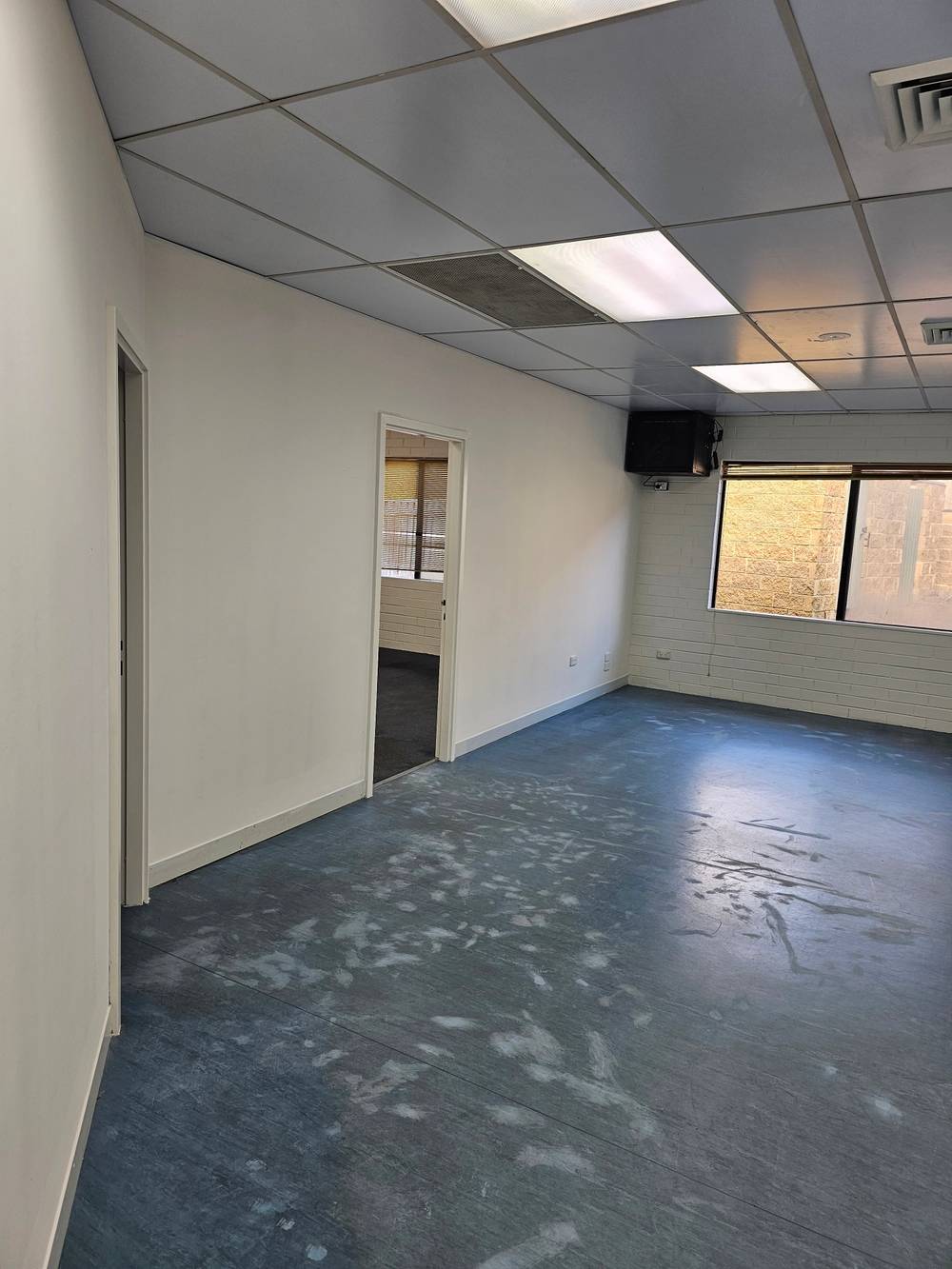 Suite  3/60 Arnisdale Road, DUNCRAIG, WA 6023