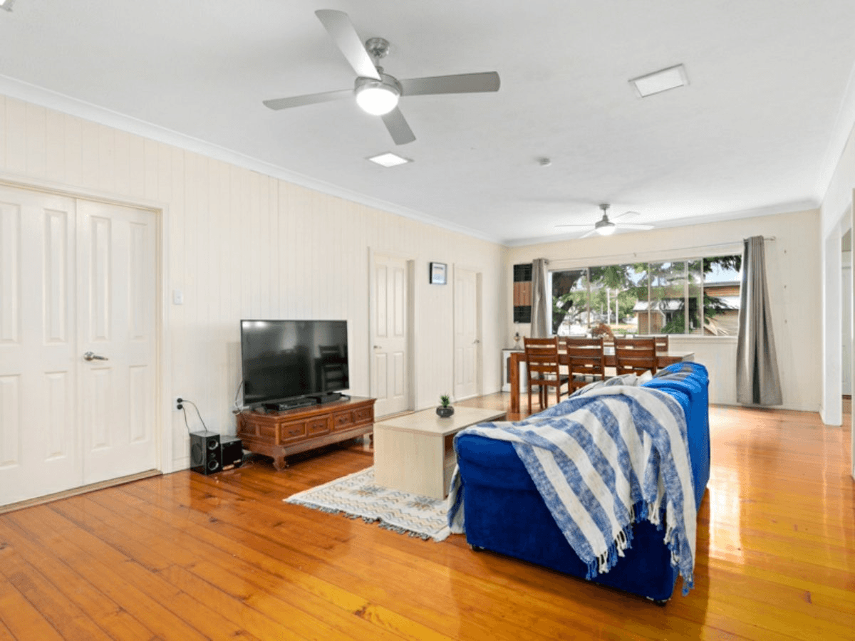 3 Henderson Road, BURPENGARY, QLD 4505