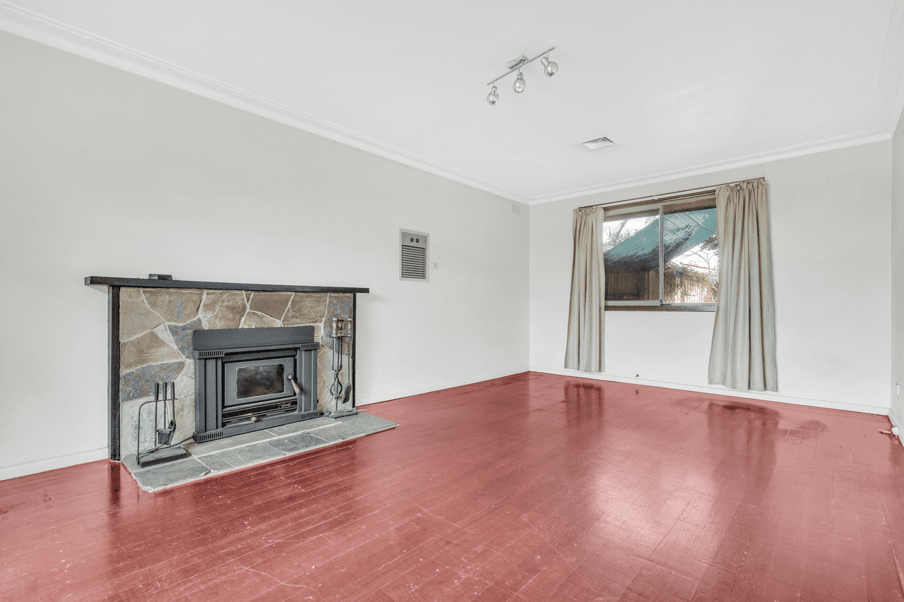 24 Dianne Avenue, Craigieburn, VIC 3064