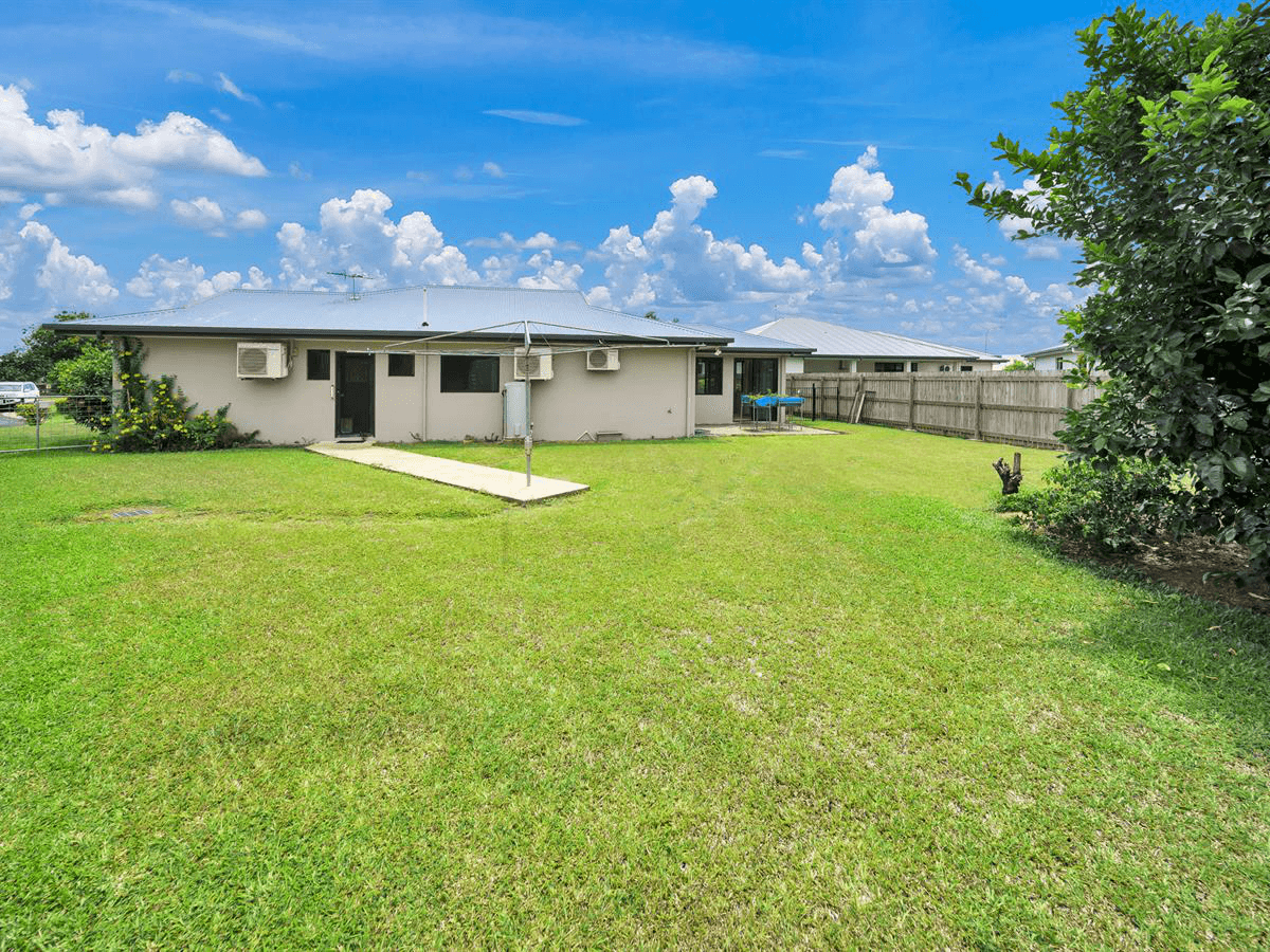 12 PENNA Close, Innisfail Estate, QLD 4860