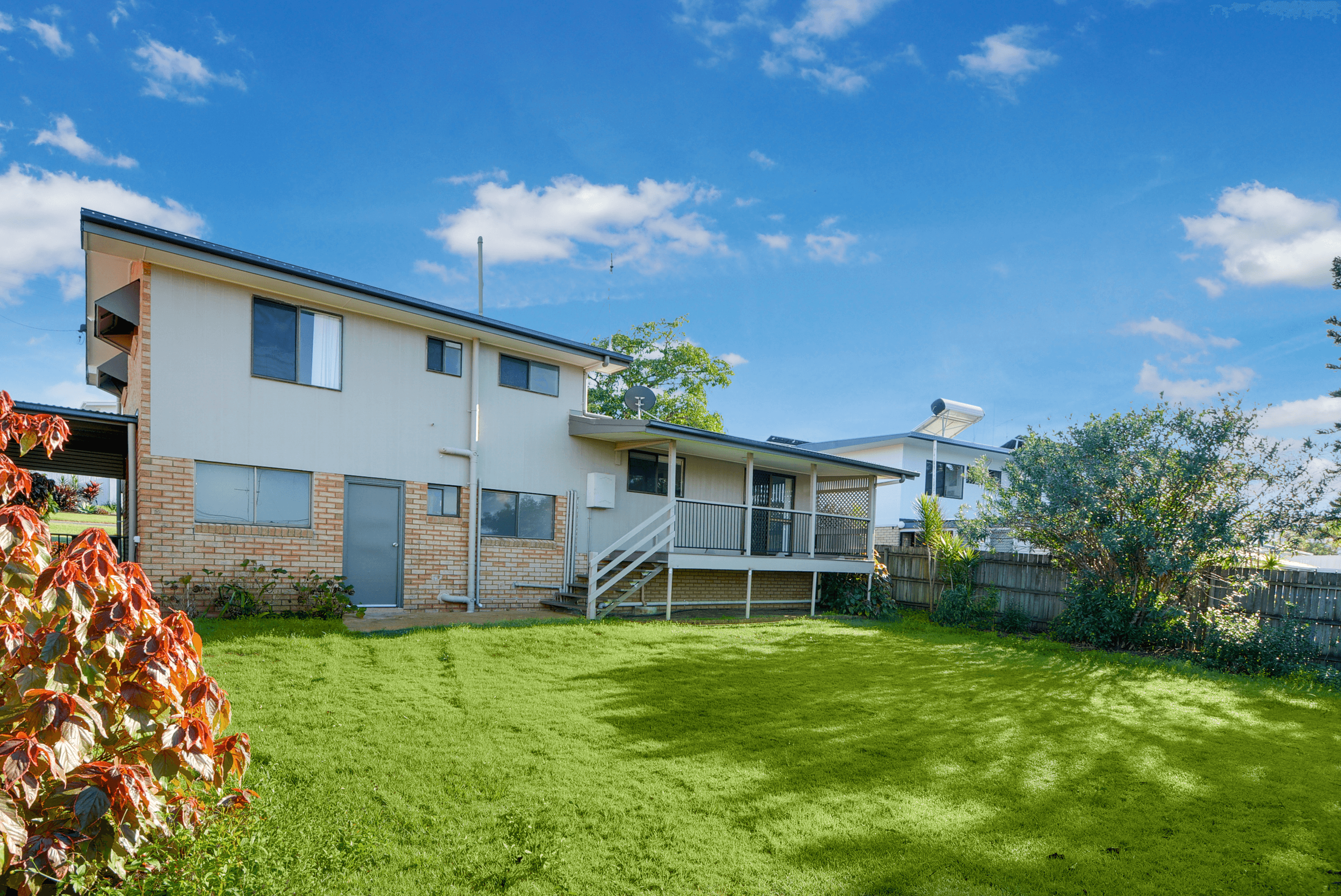 19 Ocean View Avenue, Mooloolaba, QLD 4557