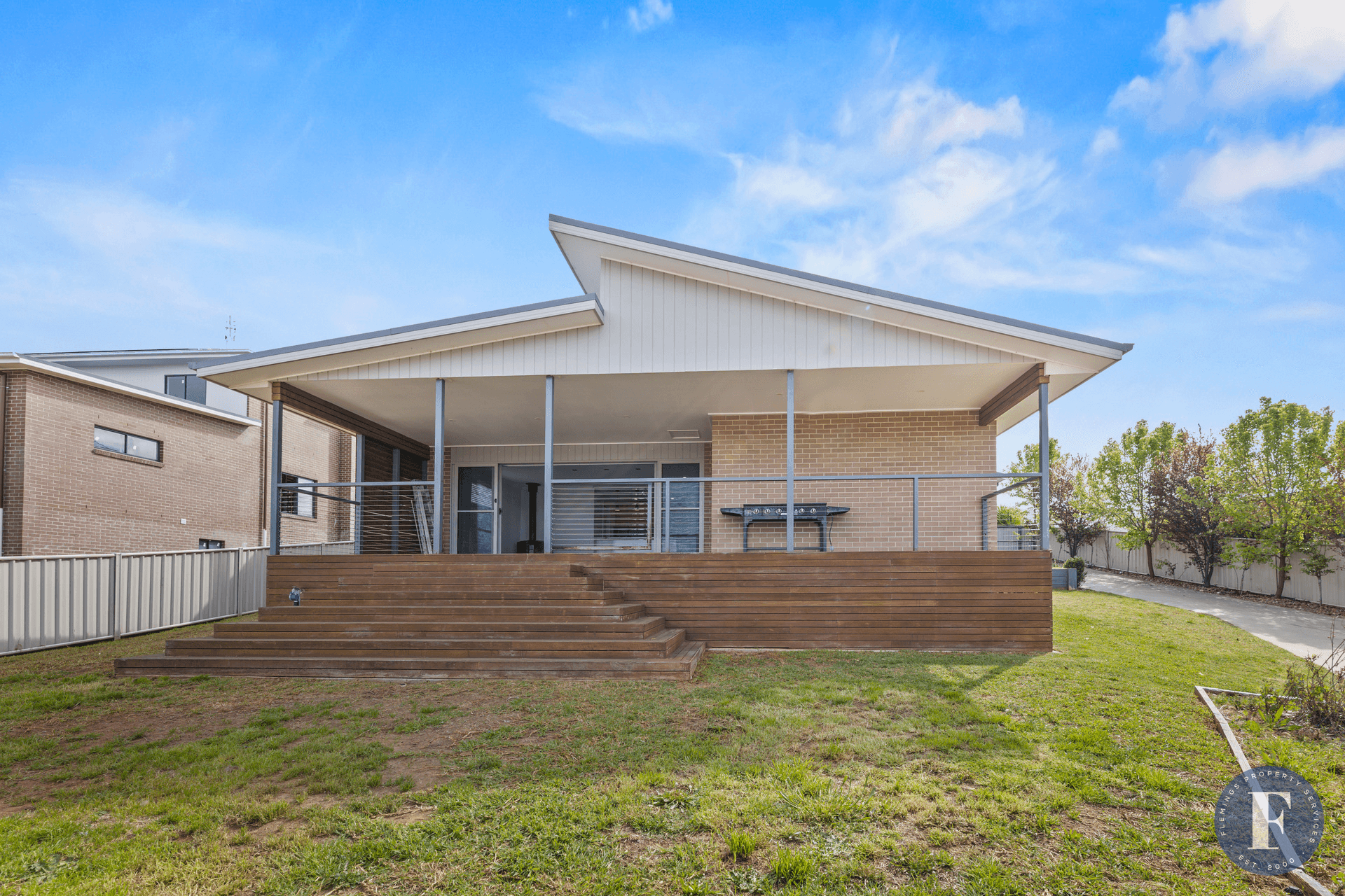 27 Jordan Place, Young, NSW 2594