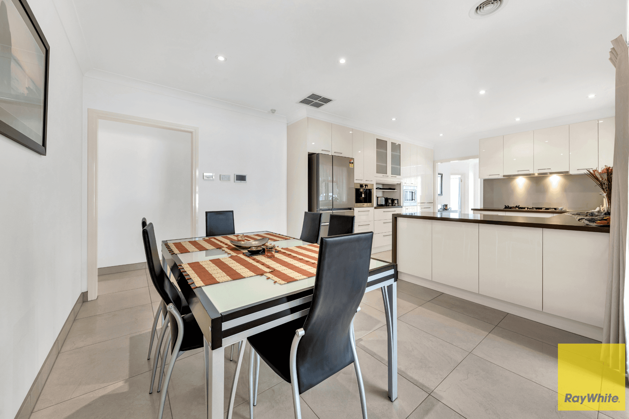 6 Kelso Way, POINT COOK, VIC 3030