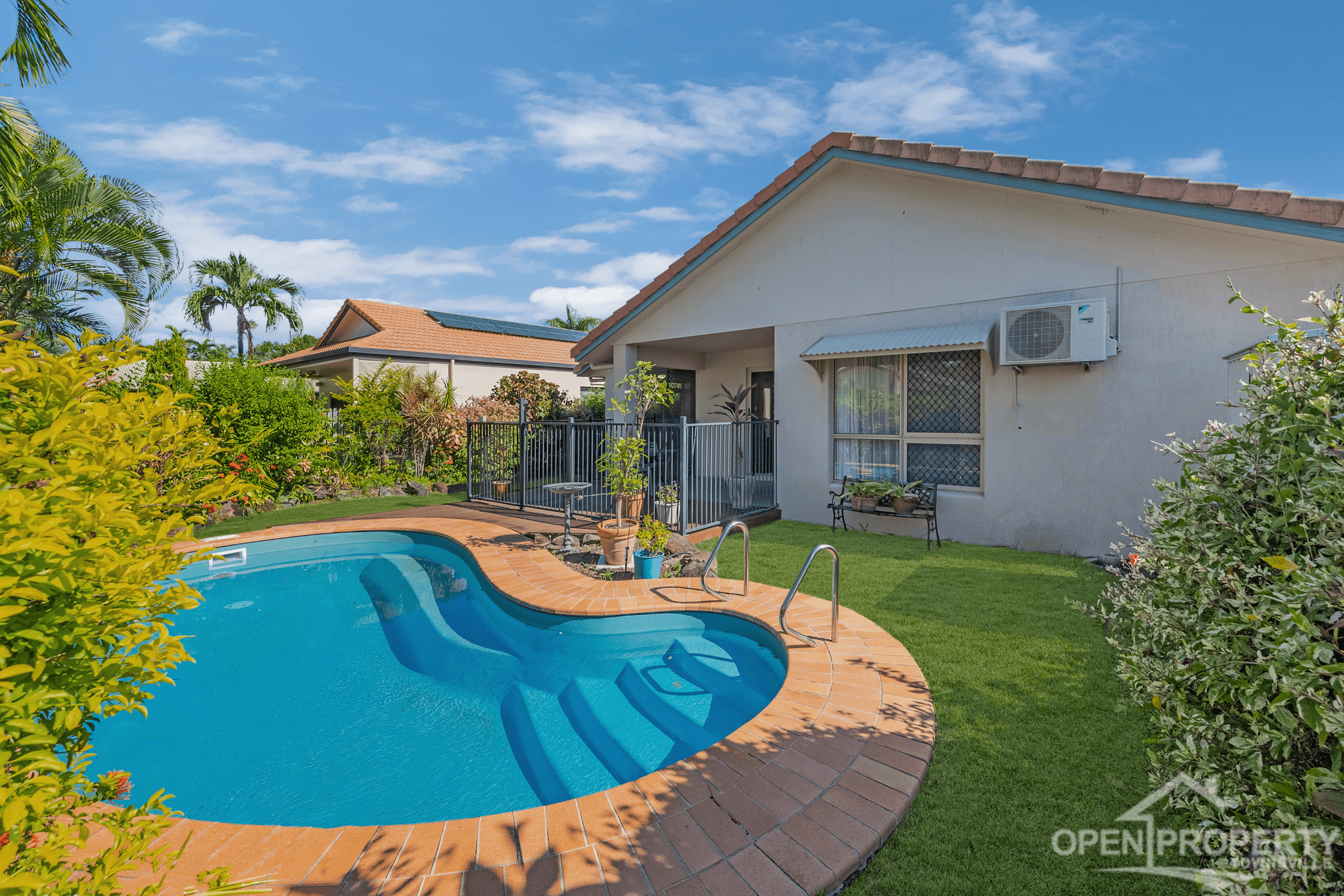 5 Carpenteria Cl, Kirwan, QLD 4817