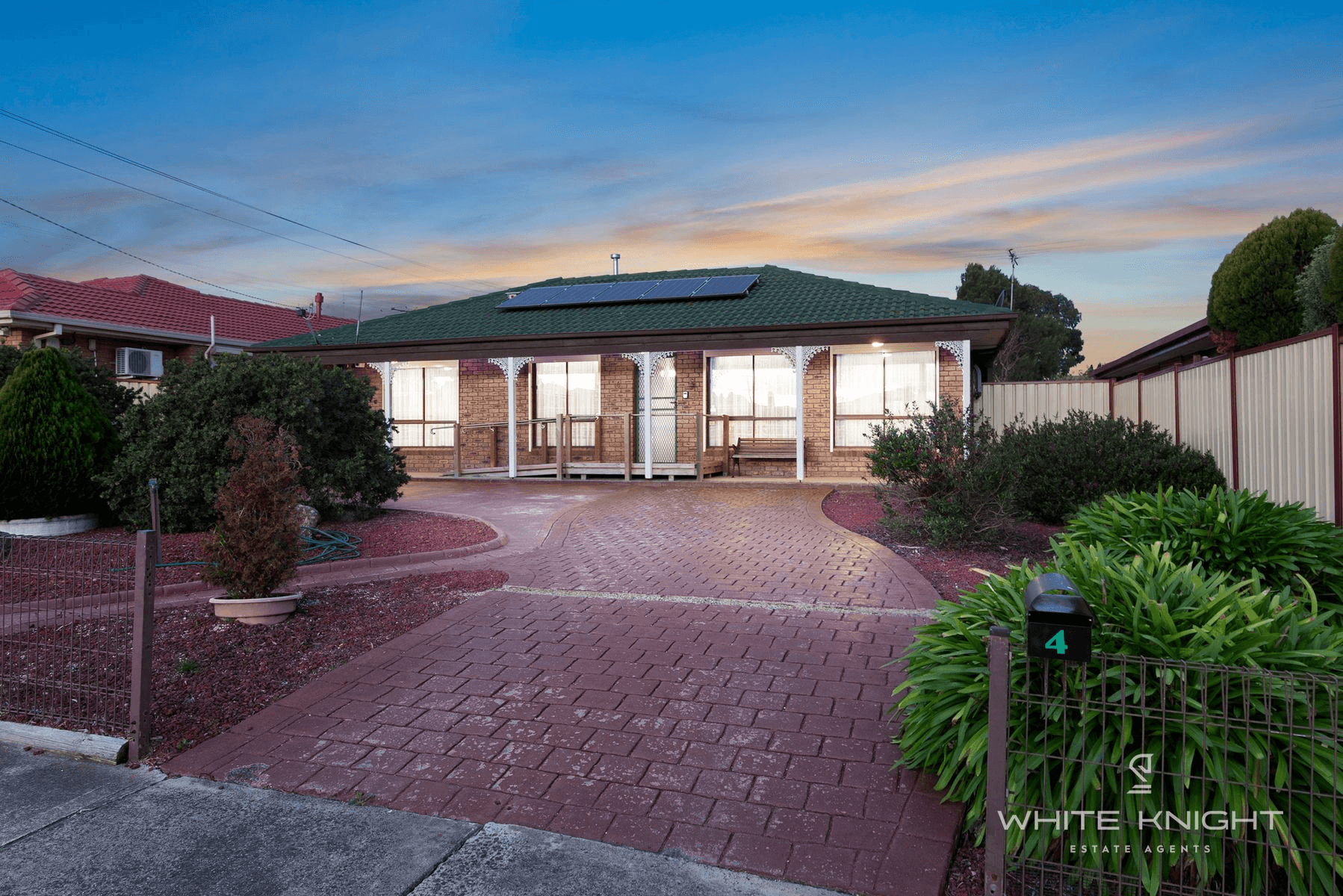 4 Kurung Drive, Kings Park, VIC 3021