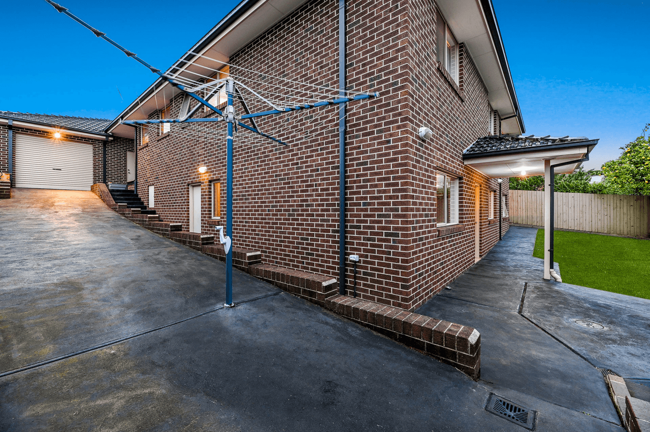 25 Sheldon Drive, Berwick, VIC 3806