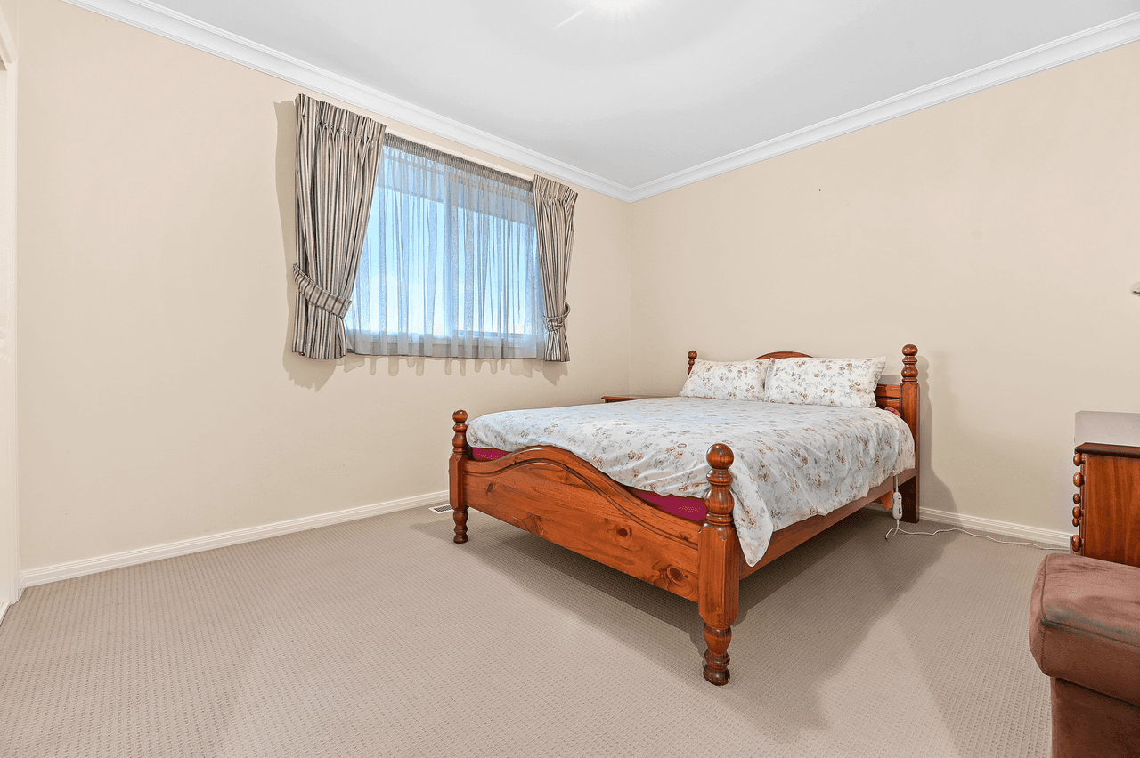 25 Sheldon Drive, Berwick, VIC 3806