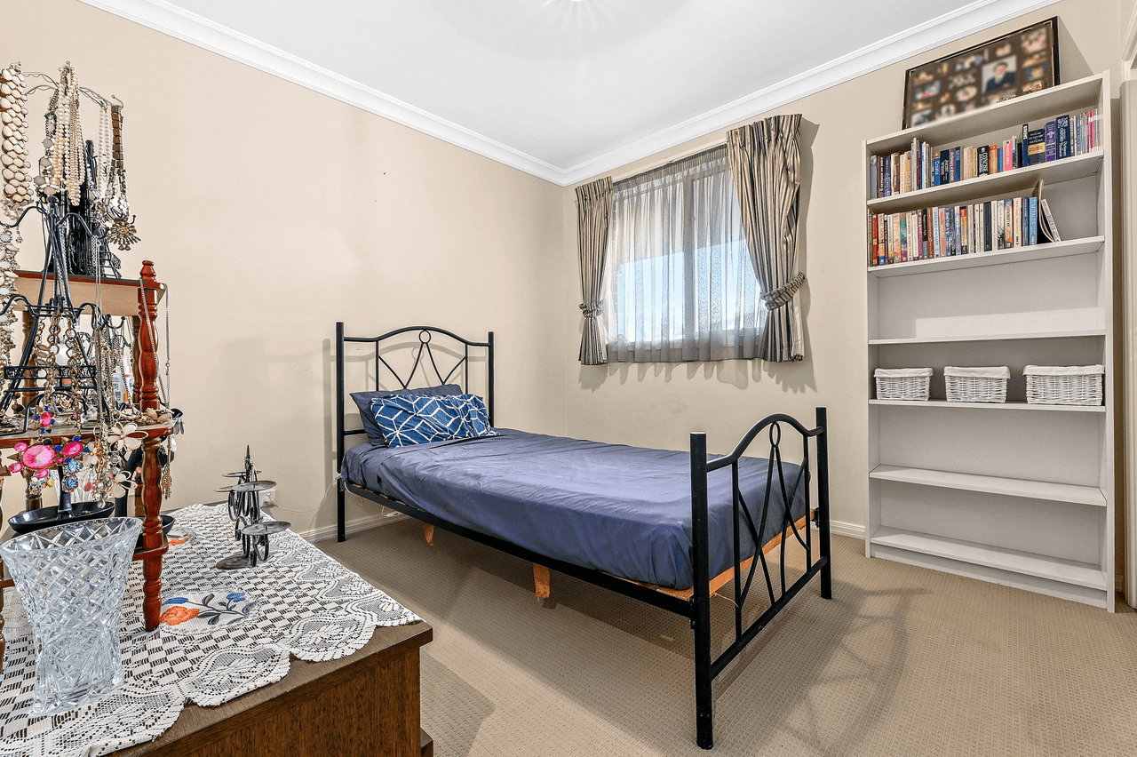 25 Sheldon Drive, Berwick, VIC 3806