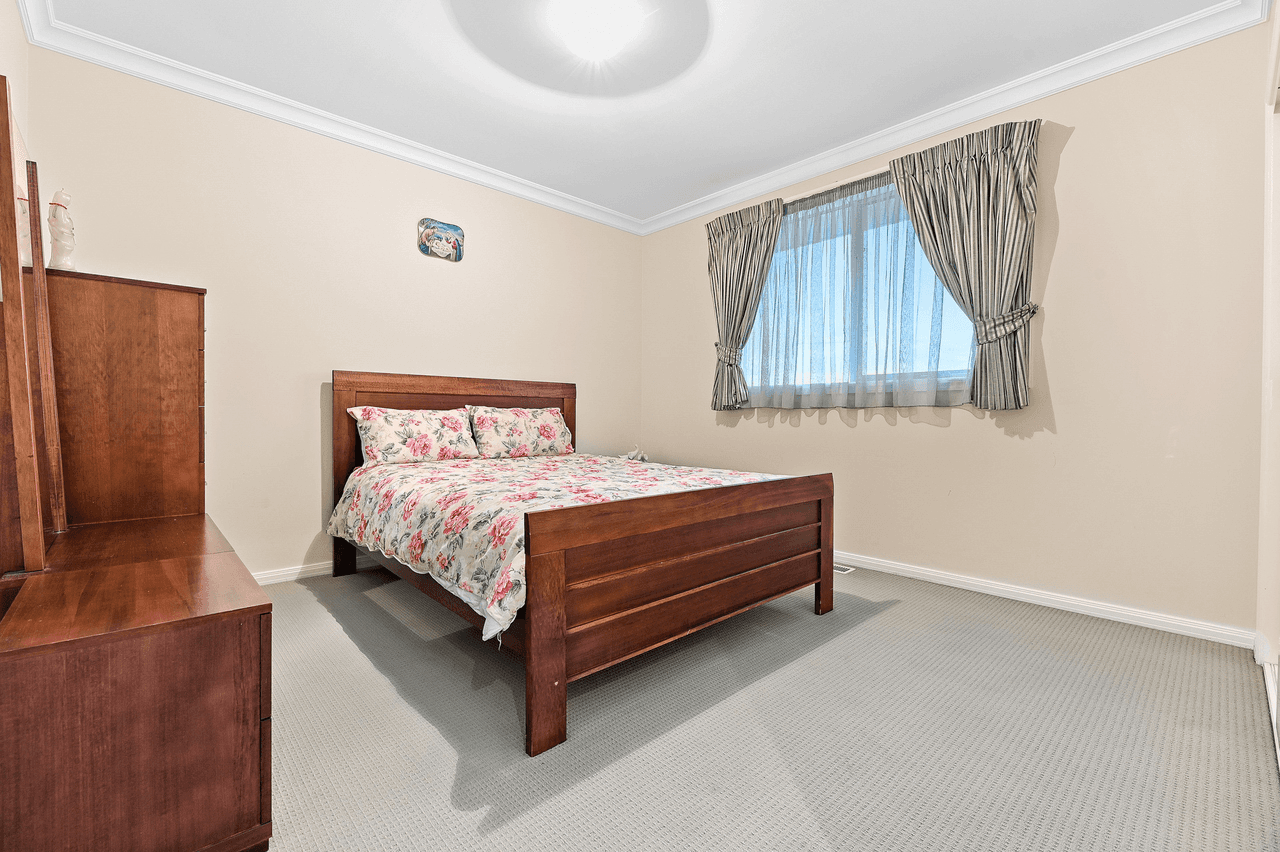 25 Sheldon Drive, Berwick, VIC 3806