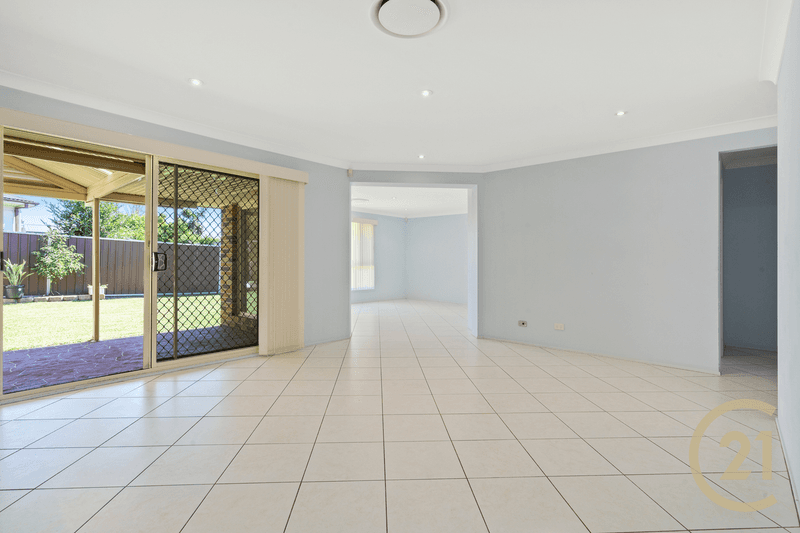 43 Tumbarumba Crescent, Heckenberg, NSW 2168