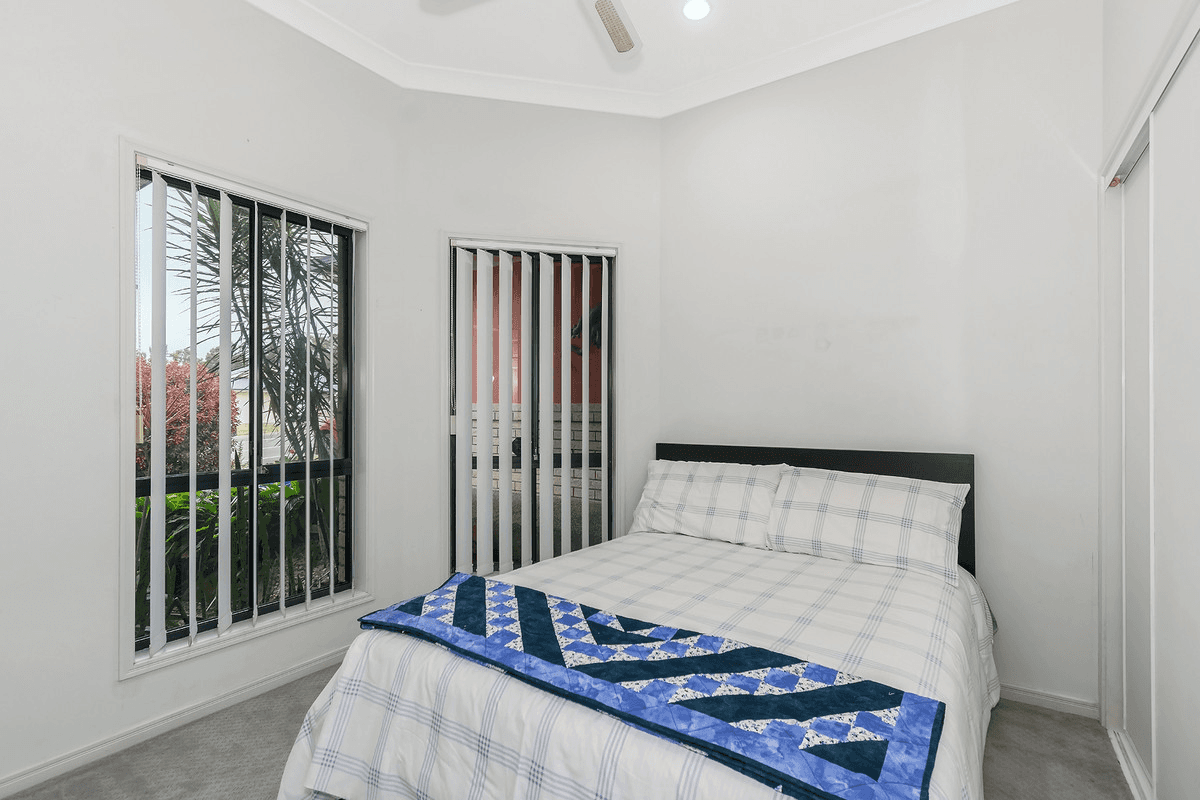 73 Billinghurst Crescent, UPPER COOMERA, QLD 4209