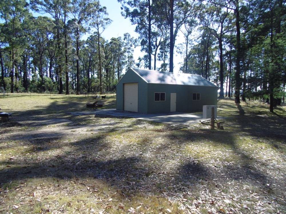 174 Edenvale Crescent, KINGLAKE WEST, VIC 3757