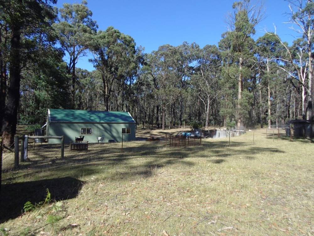 174 Edenvale Crescent, KINGLAKE WEST, VIC 3757