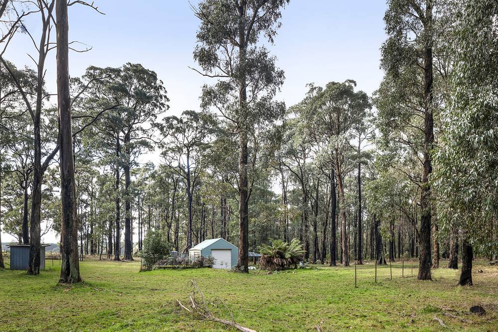 174 Edenvale Crescent, KINGLAKE WEST, VIC 3757