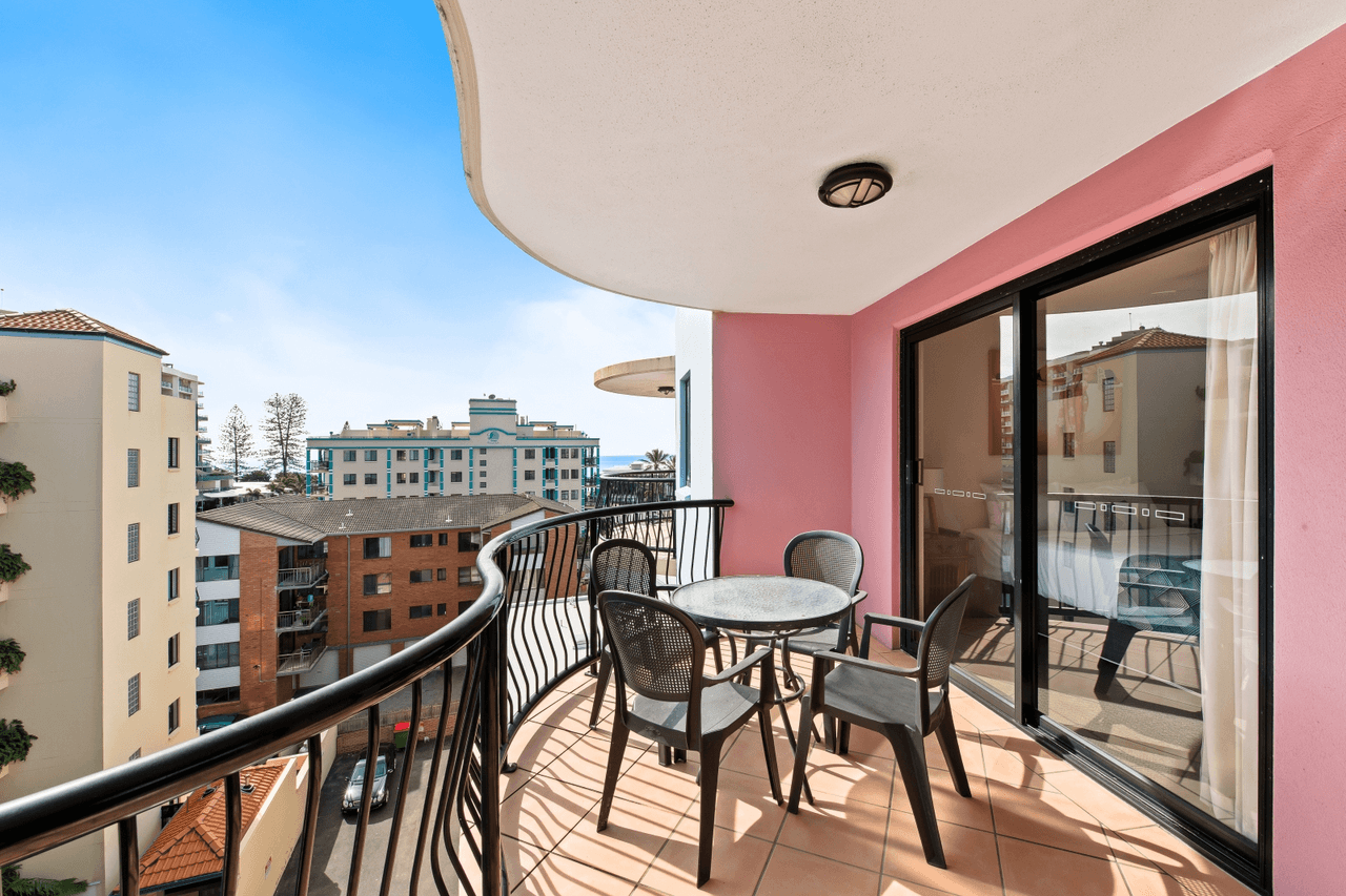 60/32 River Esplanade, MOOLOOLABA, QLD 4557