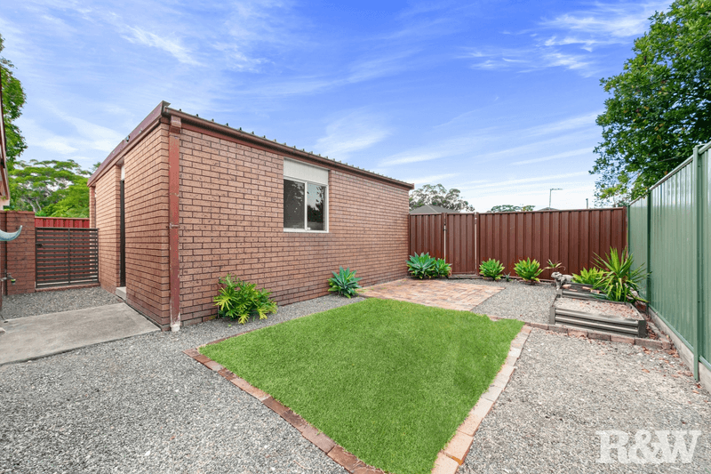 2/98 Springwood Street, Ettalong Beach, NSW 2257