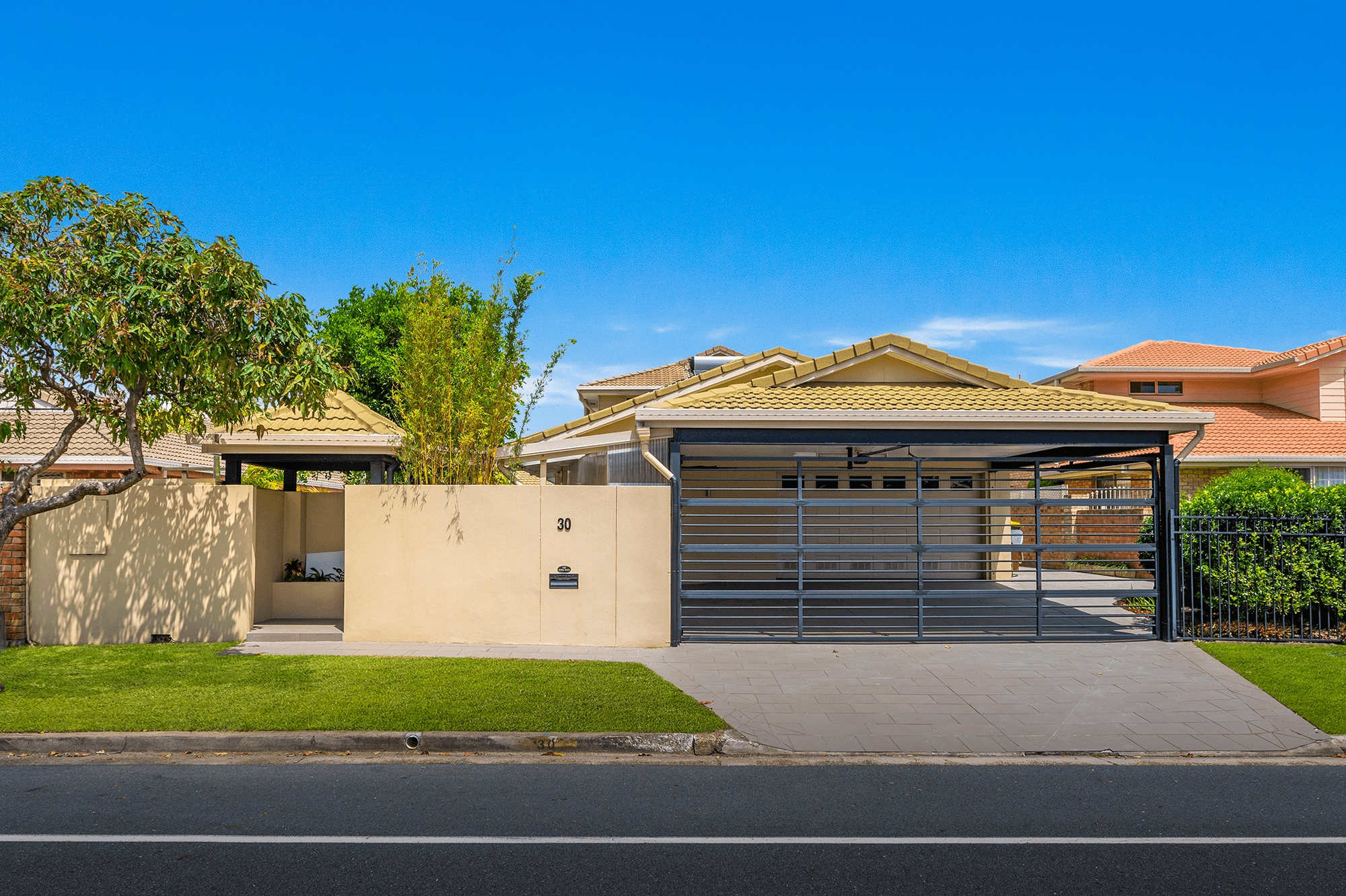 30 Matthew Flinders Drive, HOLLYWELL, QLD 4216
