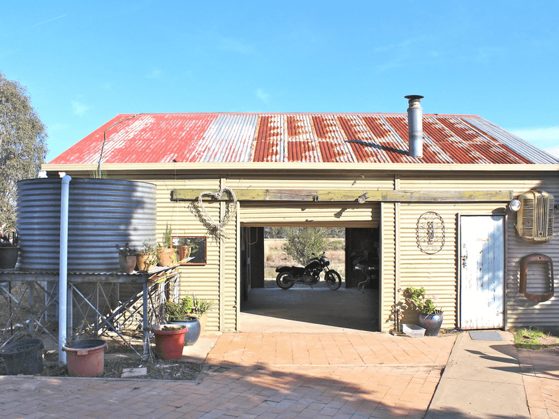 36 Bakers Lane, GUMLY GUMLY, NSW 2652