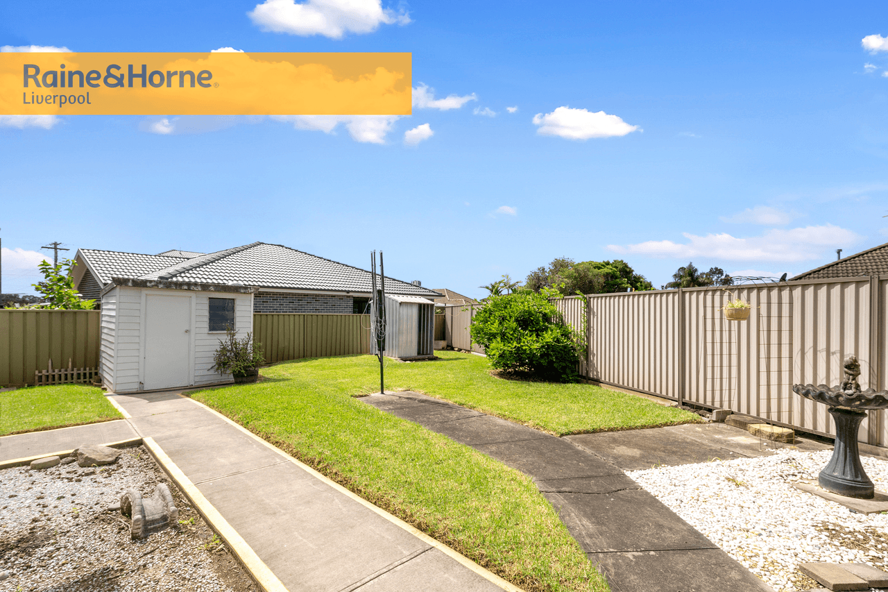 4 Mary Crescent, LIVERPOOL, NSW 2170