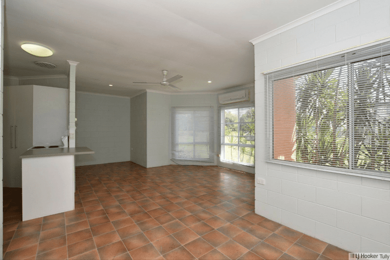 75 Taylor Street, TULLY HEADS, QLD 4854