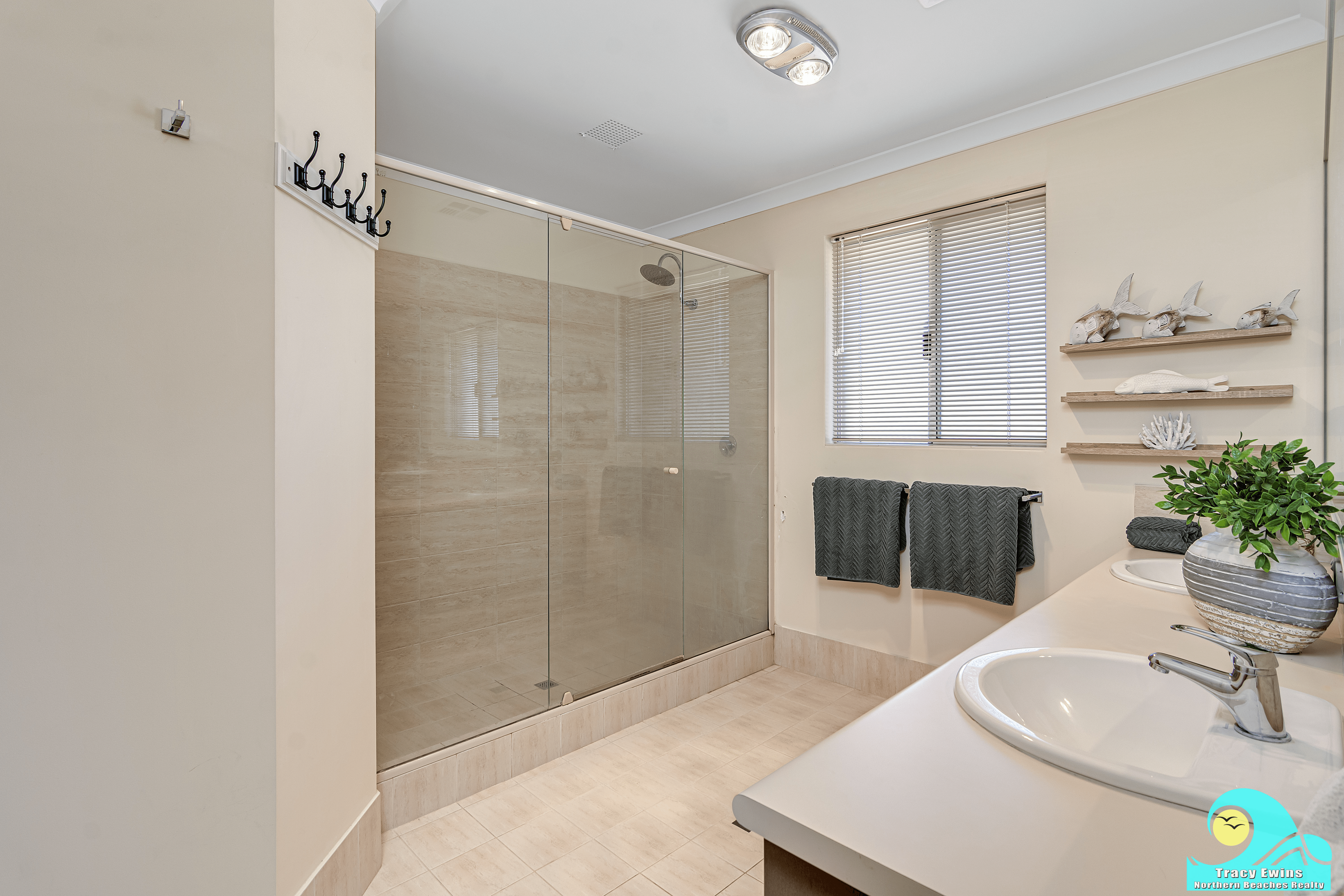 33 Caraway Loop, TWO ROCKS, WA 6037