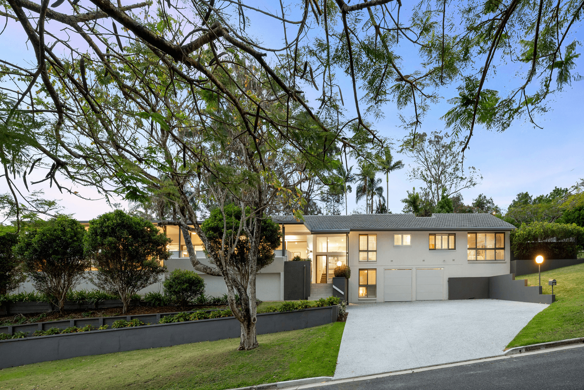 30 Glencairn Avenue, INDOOROOPILLY, QLD 4068