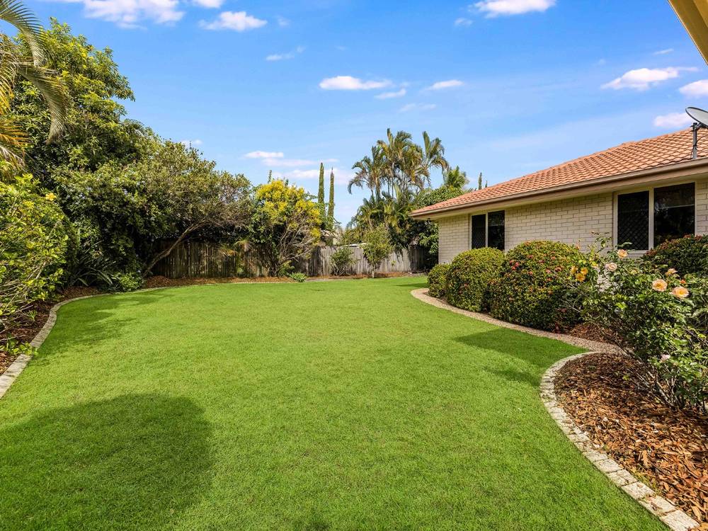 2 Investigator Place, PELICAN WATERS, QLD 4551