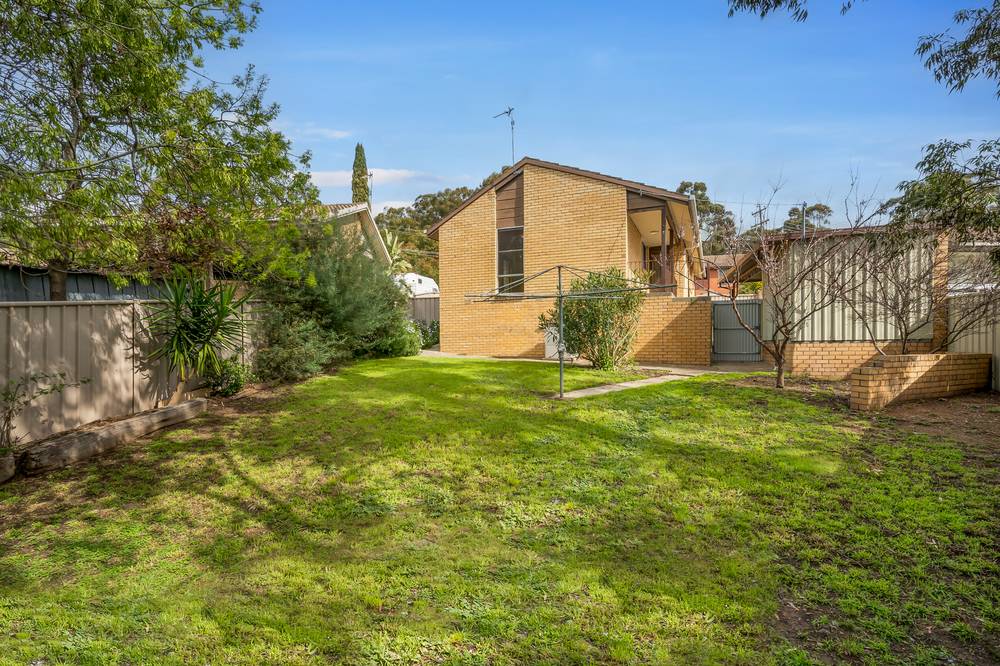 3 KITCHENER CRESCENT, SEYMOUR, VIC 3660