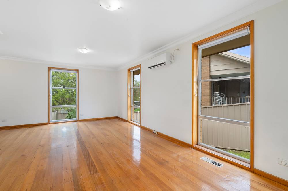 3 KITCHENER CRESCENT, SEYMOUR, VIC 3660