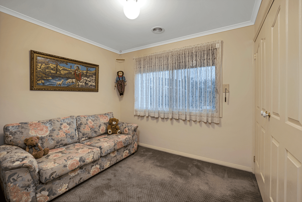 6 Honeyeater Way, PAKENHAM, VIC 3810