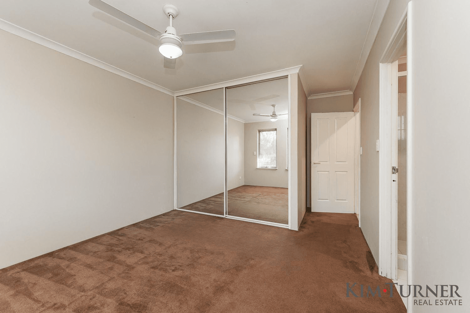 2/1 Waterside Drive, DUDLEY PARK, WA 6210