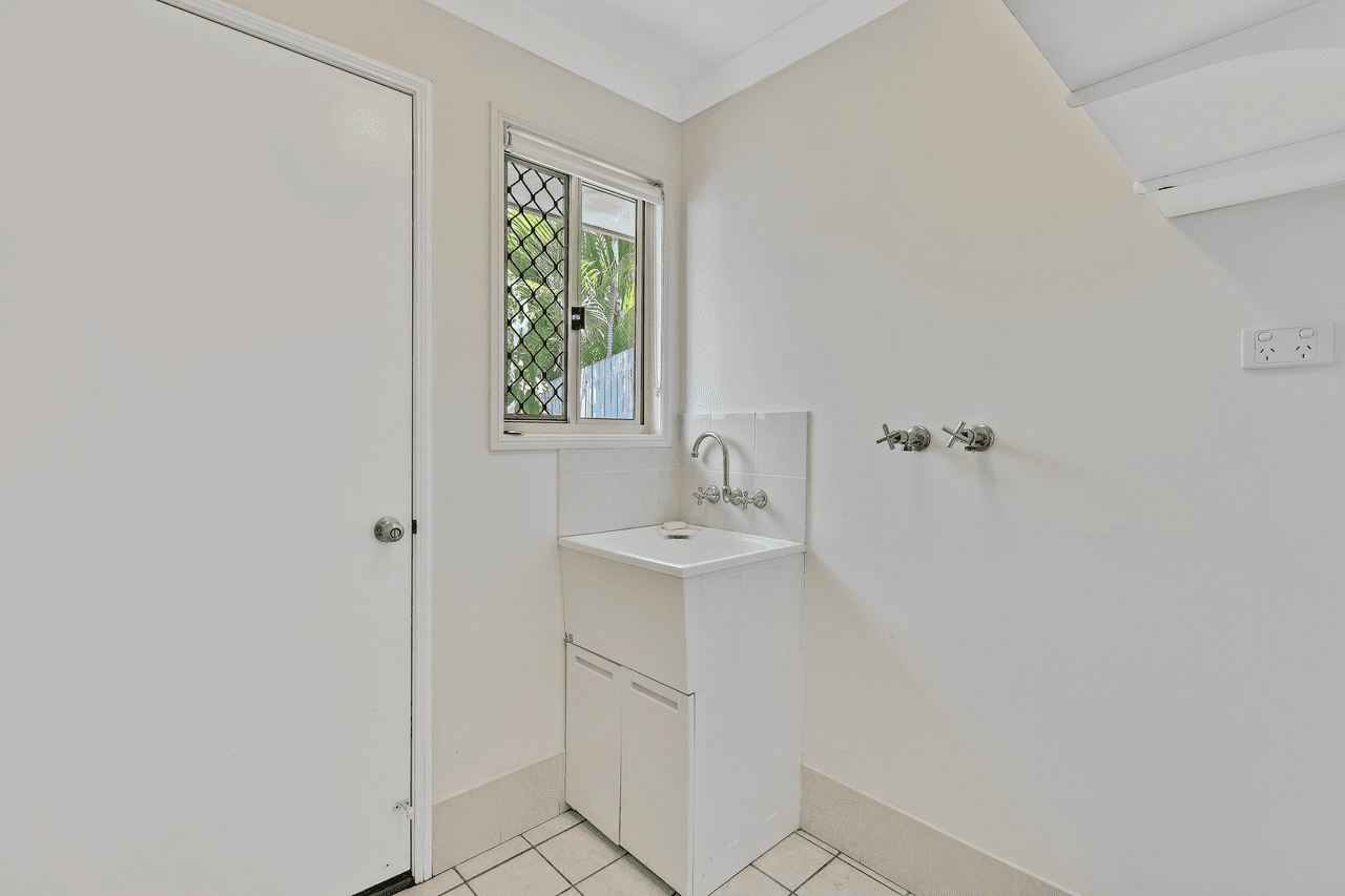 7 Heggys Court, BUDERIM, QLD 4556