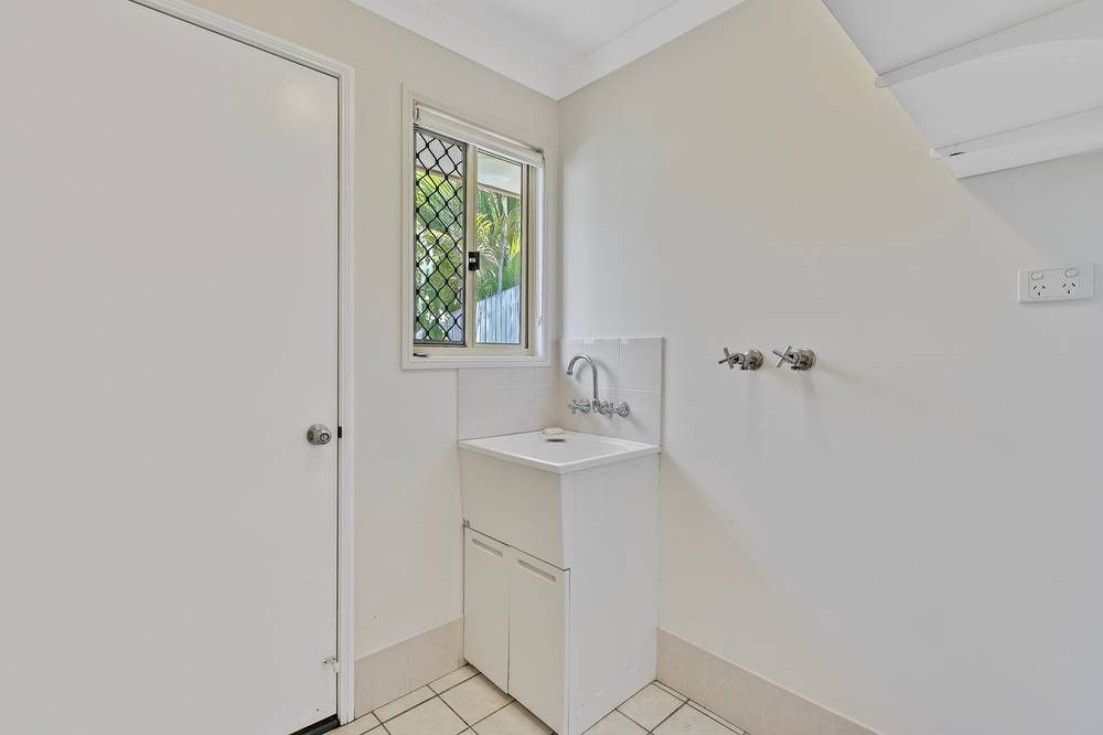 7 Heggys Court, BUDERIM, QLD 4556